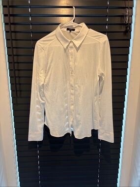 Theory White Apex Tee P - Classic Crew Tee